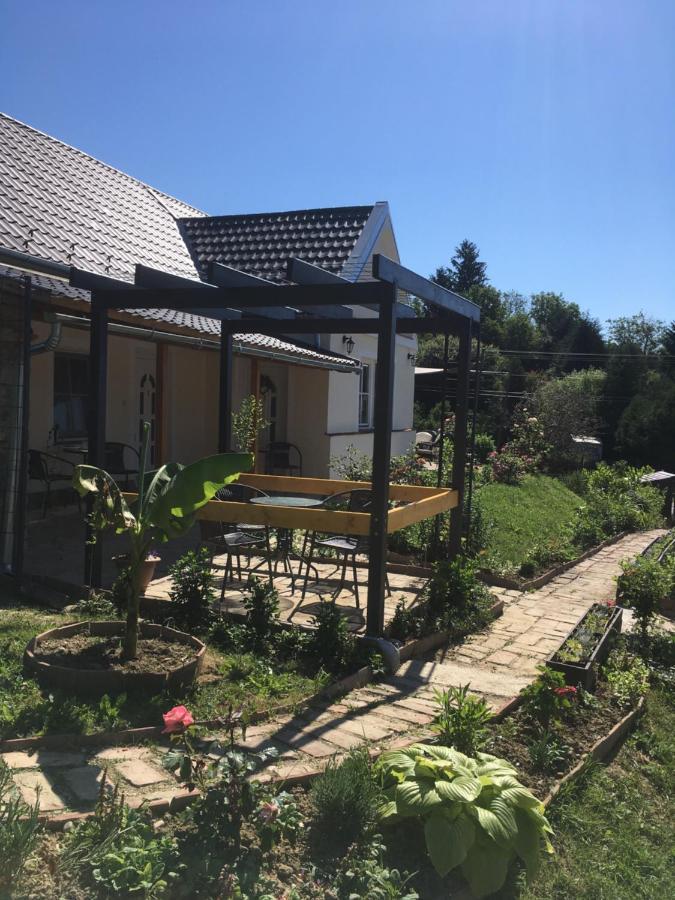 Jokai Vendeghaz Homokkomarom Exterior photo